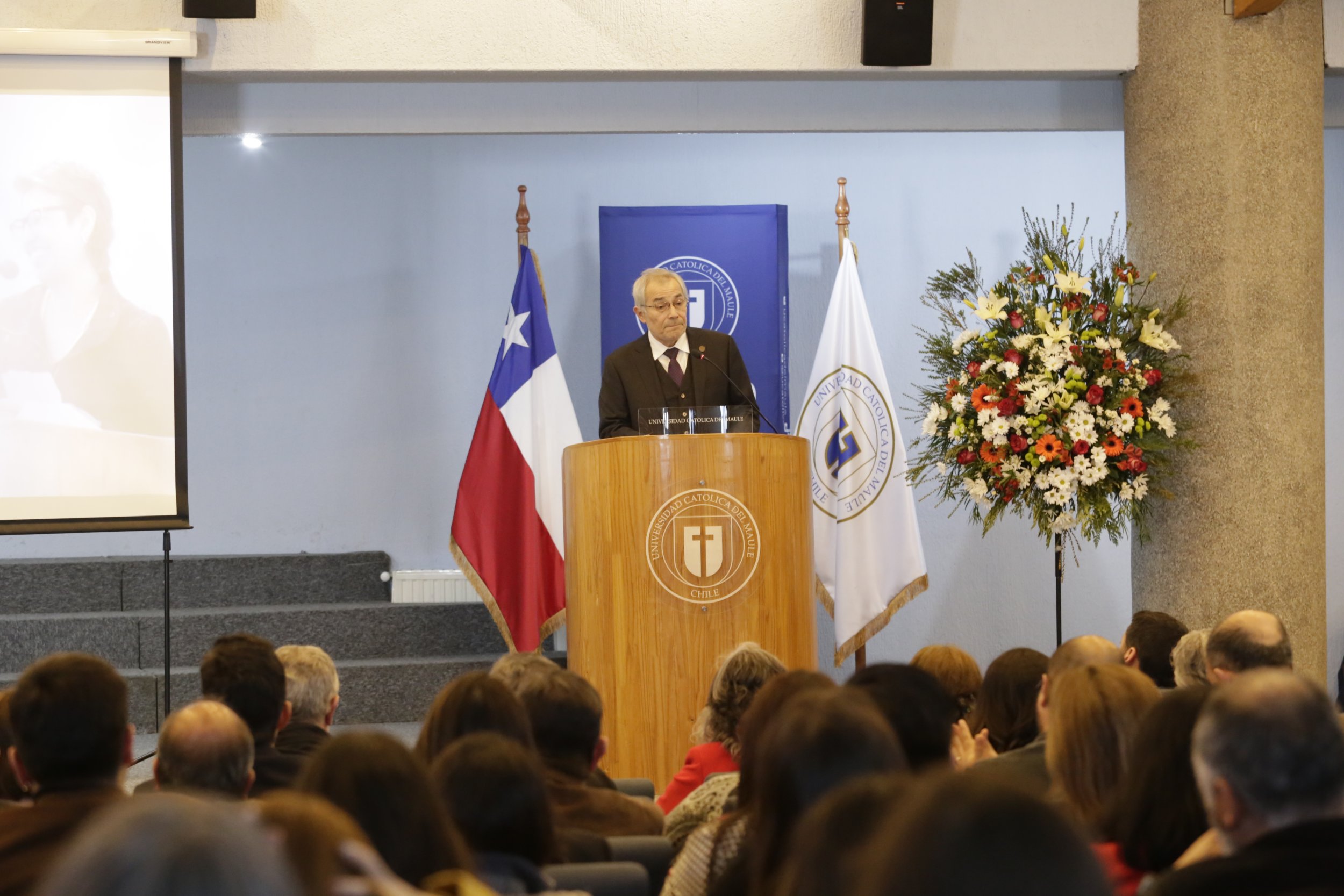 Universidad Católica del Maule Celebra su 32º Aniversario Destacando Avances y Compromiso con la Comunidad