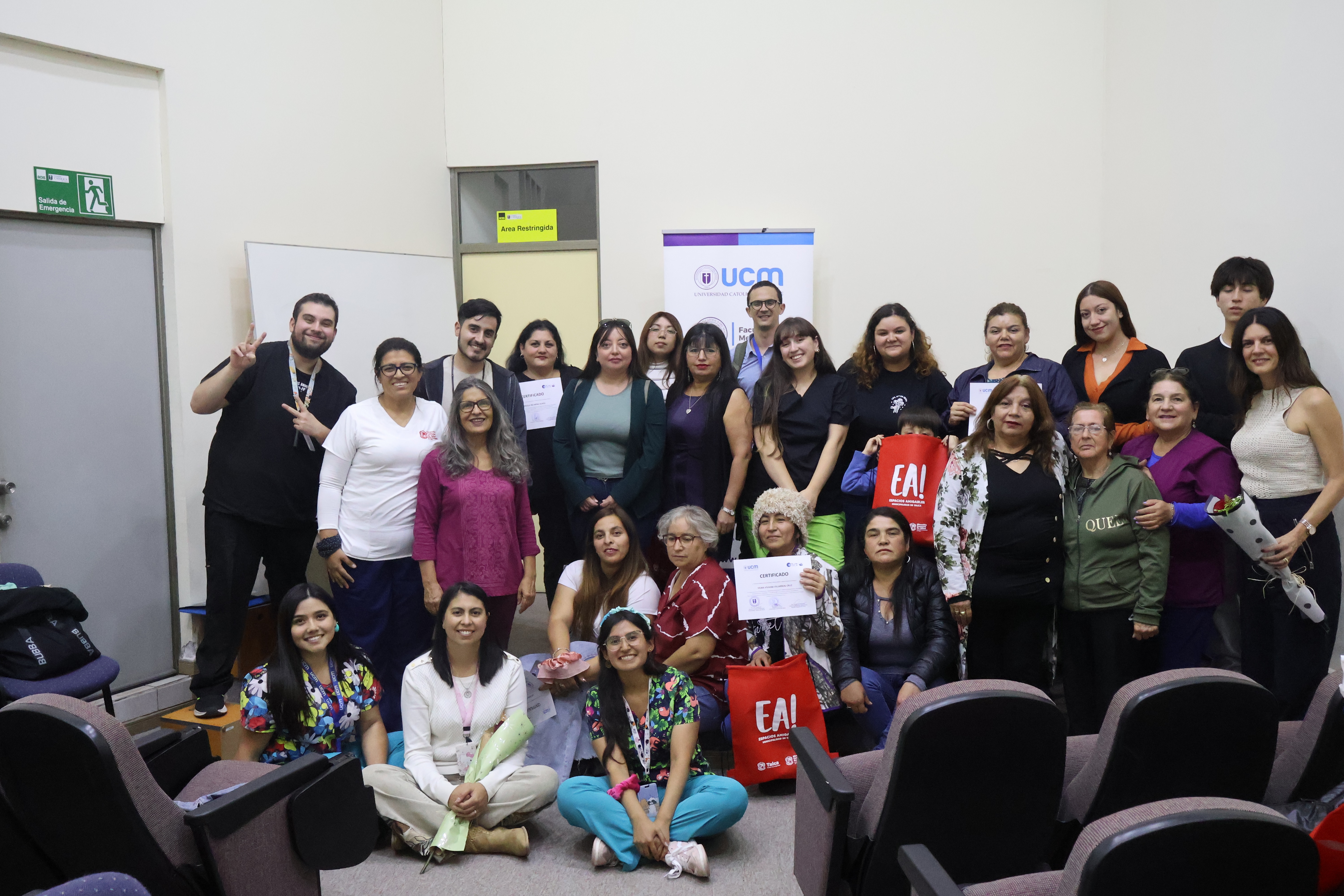 UCM y Hospital Regional capacitan a vecinos del sector norte de Talca en salud mental infanto-juvenil
