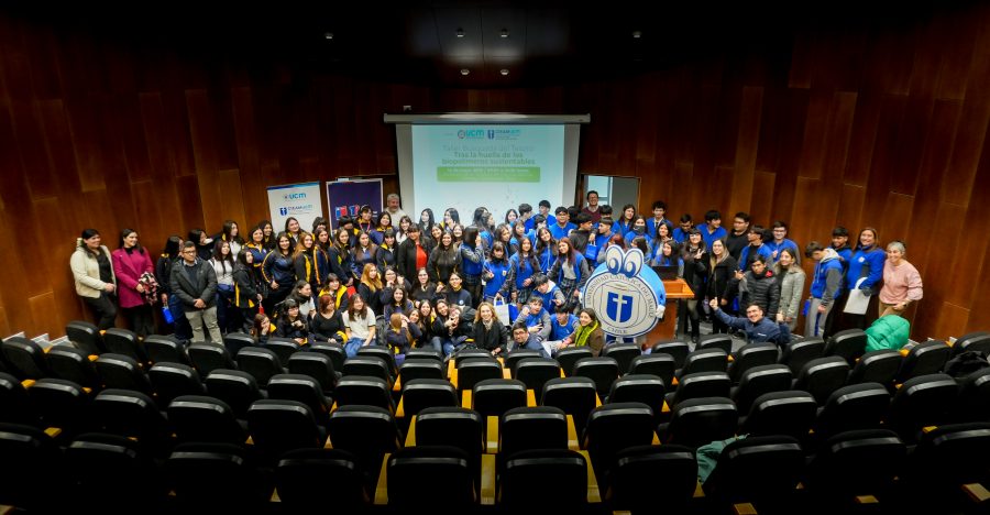Escolares exploraron la ciencia detrás de los biopolímeros en entretenida “Búsqueda del Tesoro”