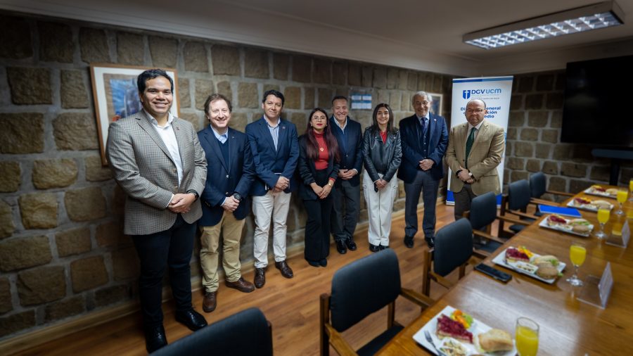 Estudiantes de la UCM realizarán pasantía internacional en España gracias a la Beca Santander