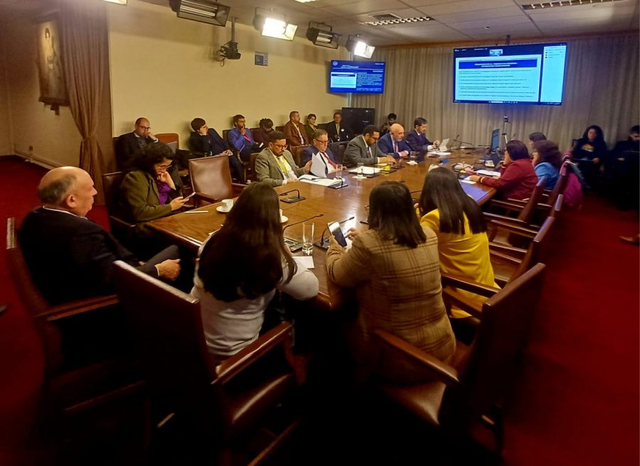 AUR transmite sus posturas sobre el proyecto que traería nuevas exigencias para el ingreso a las pedagogías