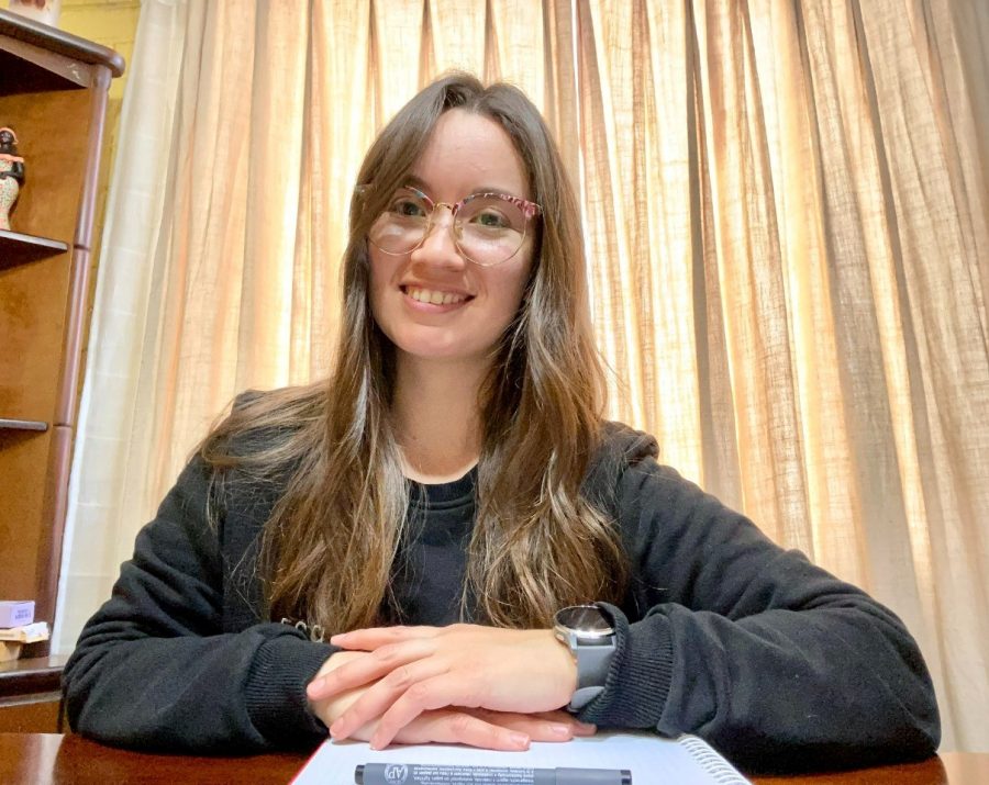 Alumni destacada: Profesora de matemática y computación realizó su práctica aplicando lengua de señas