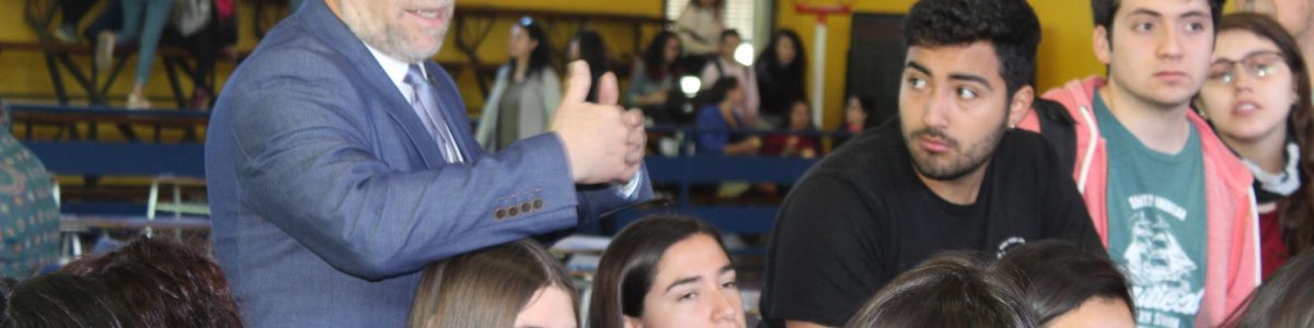 Exitoso Cabildo reflexivo en la UCM sobre el rol del profesor en el acontecer nacional