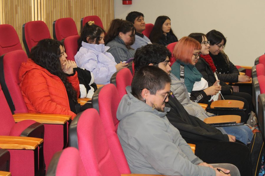 Escuela de Pedagogía en Lengua Castellana y Comunicación UCM realizó Jornada de divulgación científica
