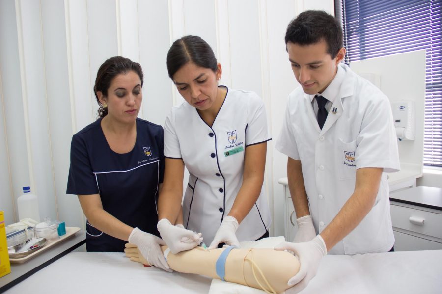Columna de opinión: “Enfermeras: una voz para liderar la salud como derecho humano”