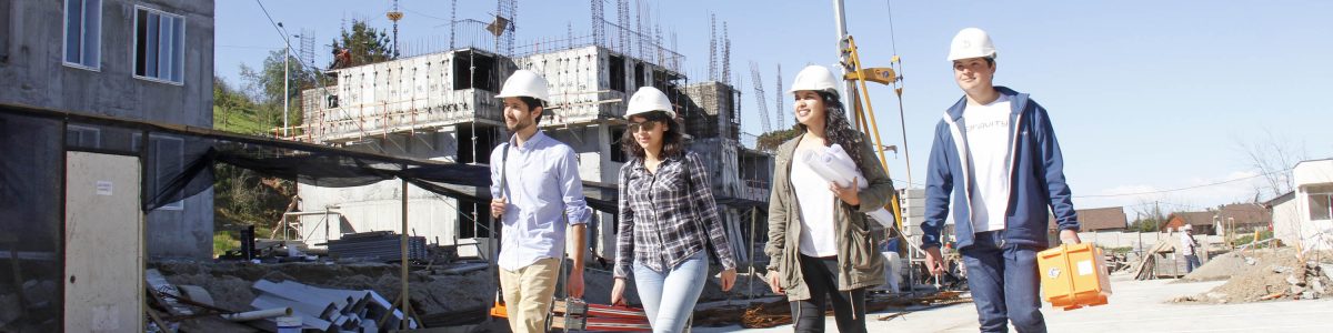 Encuentro universitario sobre sostenibilidad empresarial y desafíos en la construcción