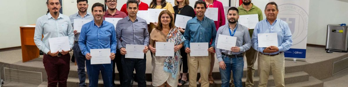 Representantes de unidades académicas y administrativas asisten a ceremonia de entrega de diplomas de curso internacional