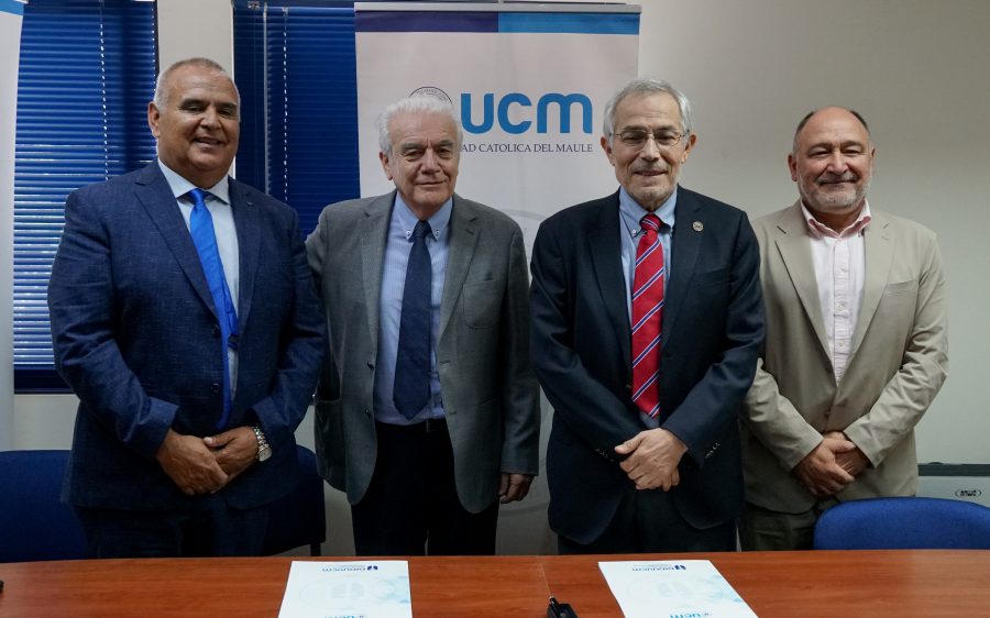 UCM e INAF unen fuerzas para impulsar el desarrollo del fútbol y la investigación en Chile