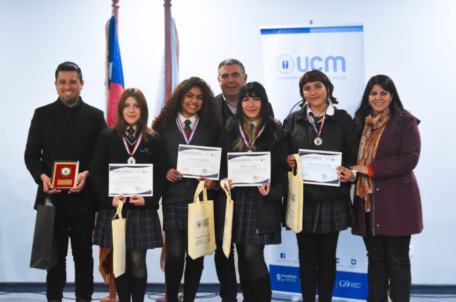 UCM Y LICEO BICENTENARIO DIEGO PORTALES PROMUEVEN EL DEBATE ESTUDIANTIL EN TALCA