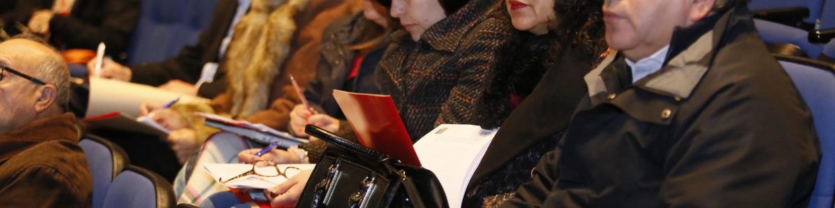 Acuerdan necesidades locales para el desarrollo profesional para los docentes
