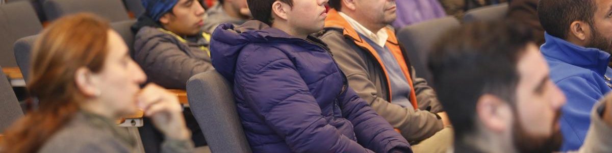 Empresa internacional de tecnología expuso  sobre novedosas máquinas inteligentes