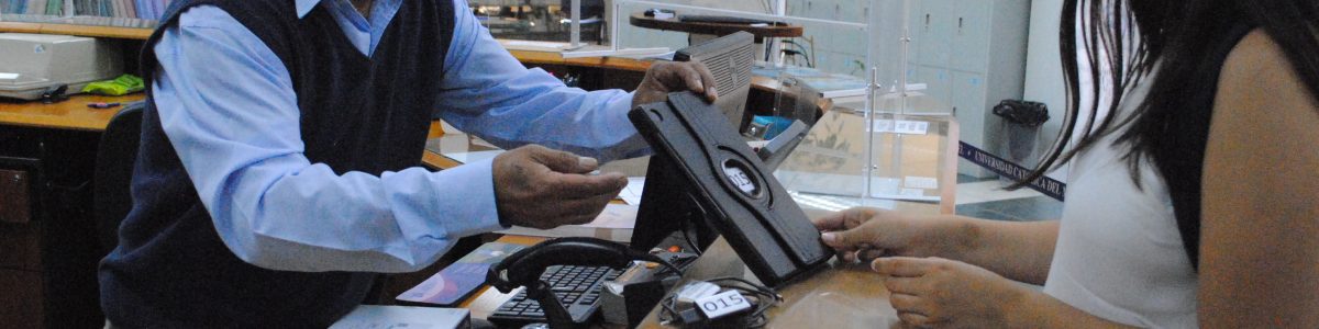 Proyecto de Formación Inicial Docente entregó a biblioteca de la UCM tablets para los estudiantes