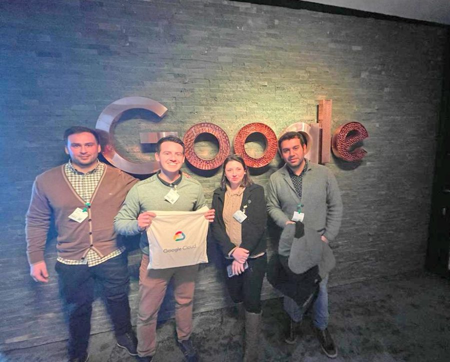 Dirección de Comunicaciones estuvo en las oficinas de Google Chile afinando la estrategia digital