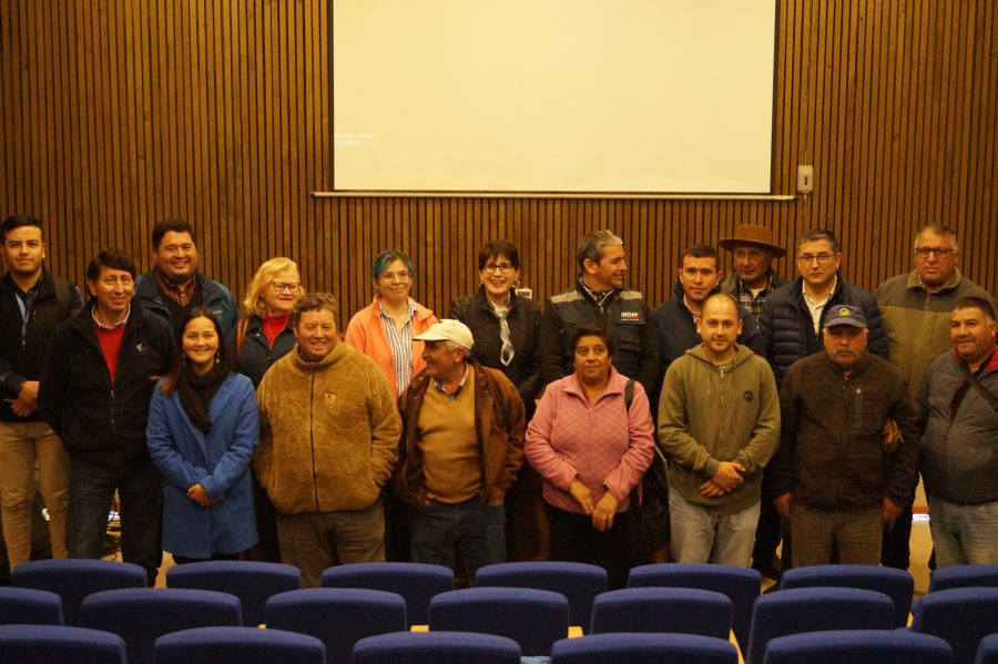 Egresada UCM presentó los resultados de su tesis sobre derechos de agua y escasez hídrica en Paredones