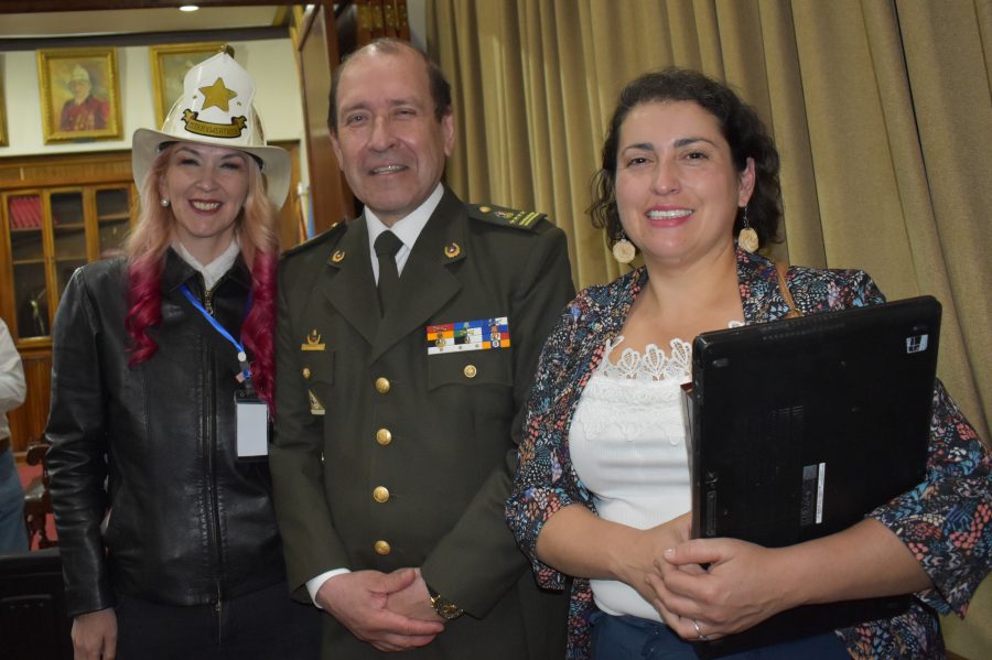 Académica de la UCM ofreció charla sobre perspectiva de género a Bomberos