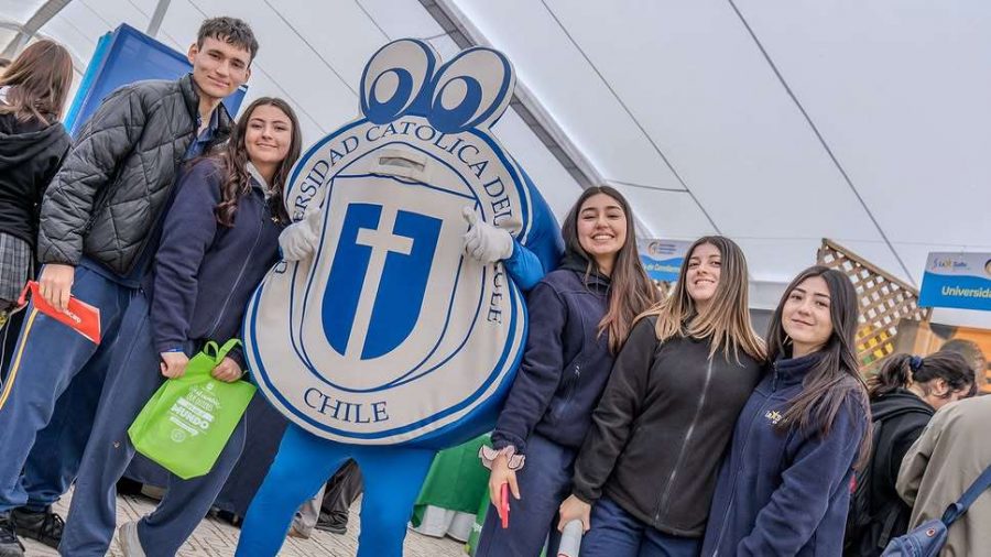 Camino a la educación superior: UCM orienta y acompaña a futuros postulantes que rendirán la PAES 2026