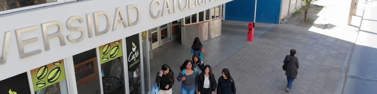 CNA acreditó por cuatro años magíster de la UCM