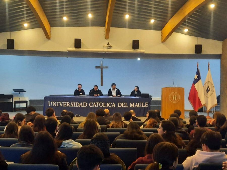 XII Seminario de Didácticas Específicas: “Desarrollar el pensamiento crítico en la escuela”