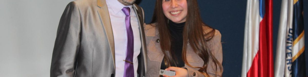 Estudiantes de la Generación 2016 de Pedagogía en Ciencia recibieron sus piochas