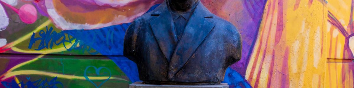 Conoce más sobre Gabriela Mistral junto al Sistema de Bibliotecas UCM