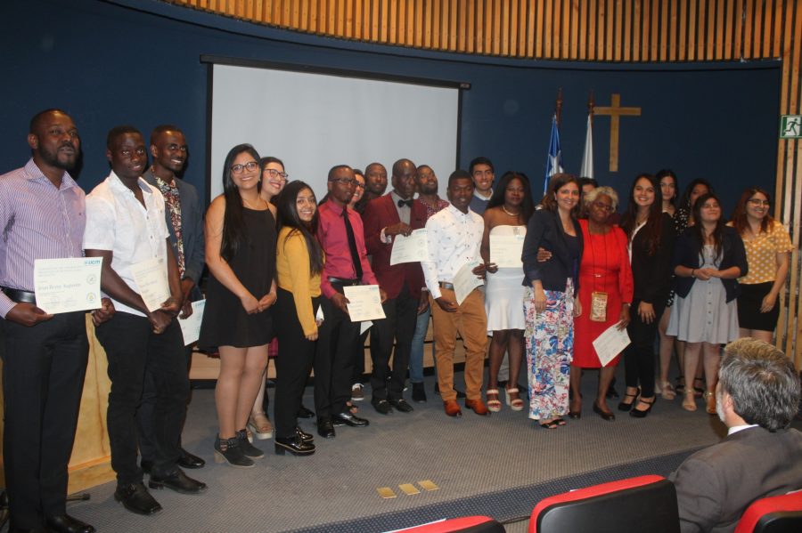 Haitianos y brasileños recibieron su certificado tras realizar el Programa Español para Migrantes