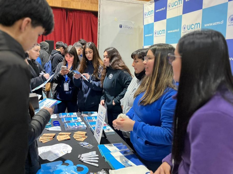 Universidad Católica del Maule realizó la tercera feria vocacional en Hualañé