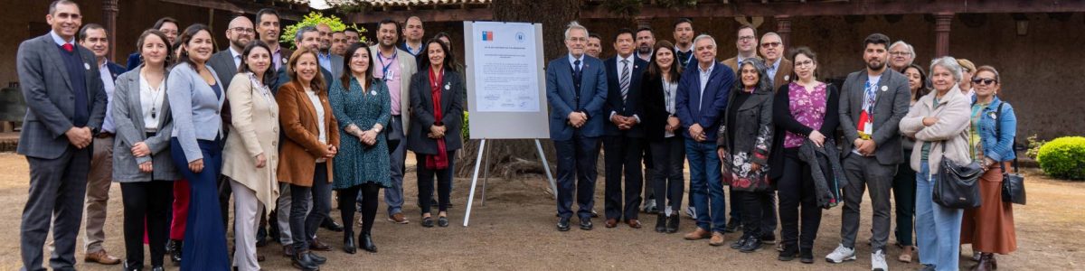 Autoridades regionales y nacionales celebran acuerdo que permitirá reestablecer la Ex Casa Patronal Huilquilemu