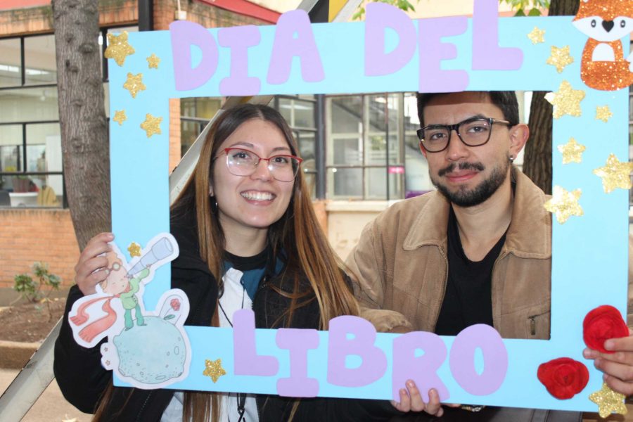 Con jornada que unió la literatura, el arte y la música, la UCM Curicó celebró el Día del Libro