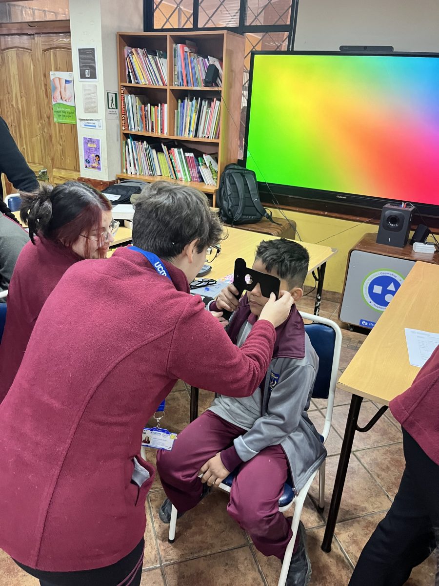 Proyecto de Tecnología Médica busca educar y sensibilizar sobre salud visual en establecimientos DAEM