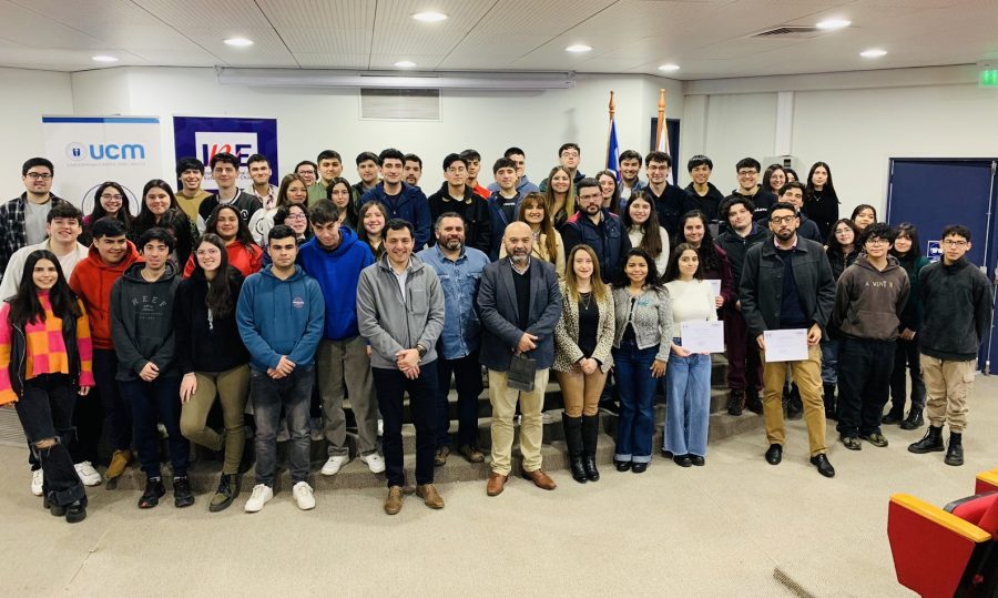 Estudiantes de Ingeniería en Estadística UCM son certificados por el INE