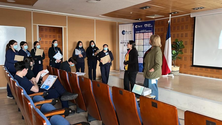 Escuchar a los pacientes: HRT y UCM aplican encuesta de satisfacción usuaria en distintas áreas hospitalarias
