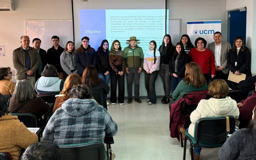 Comenzó tercera versión de la Escuela de Liderazgo Público UCM en Sagrada Familia