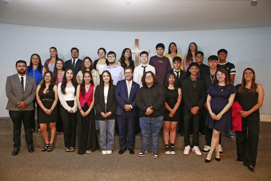 UCM celebró graduación de su Programa Semilla y le abre las puertas a la educación superior a 24 jóvenes