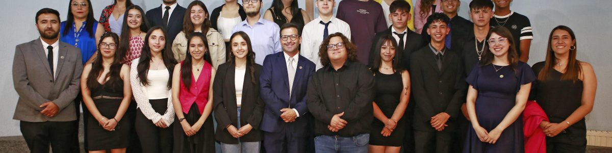 UCM celebró graduación de su Programa Semilla y le abre las puertas a la educación superior a 24 jóvenes