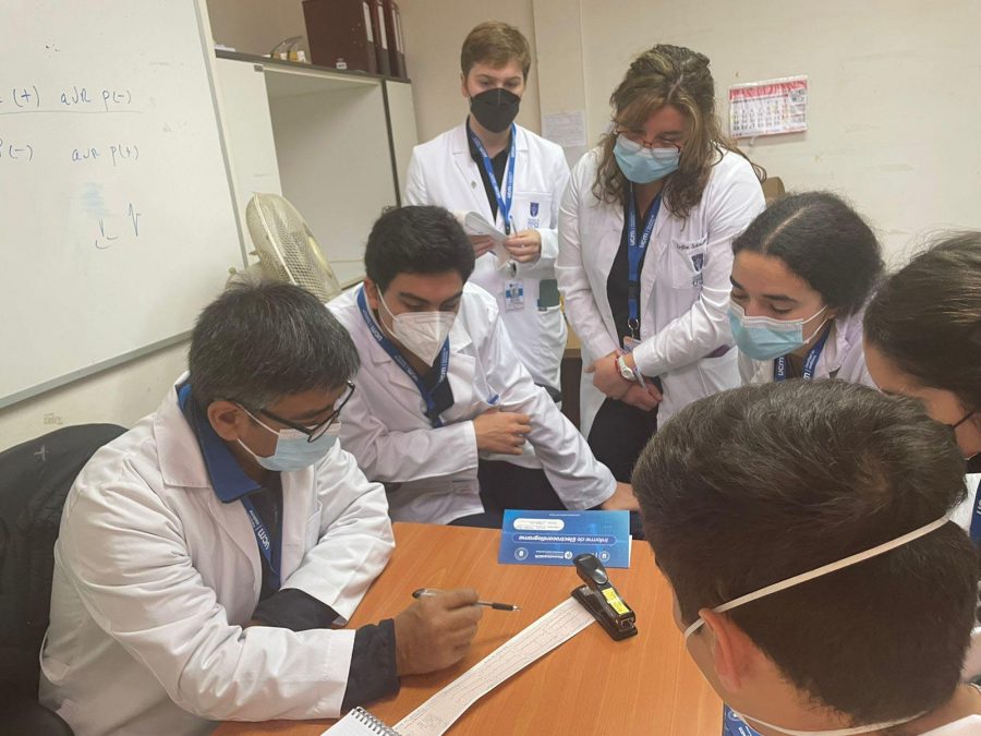 Consejos para estudiar Medicina en Chile: Conoce las competencias necesarias para cursar la carrera en la UCM