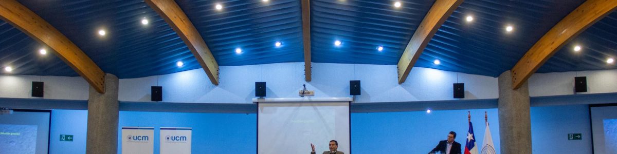 Científico revela secretos de la Fosa de Atacama en charla magistral
