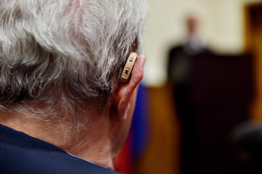 Experta argentina se referirá a cómo prevenir el daño de audición