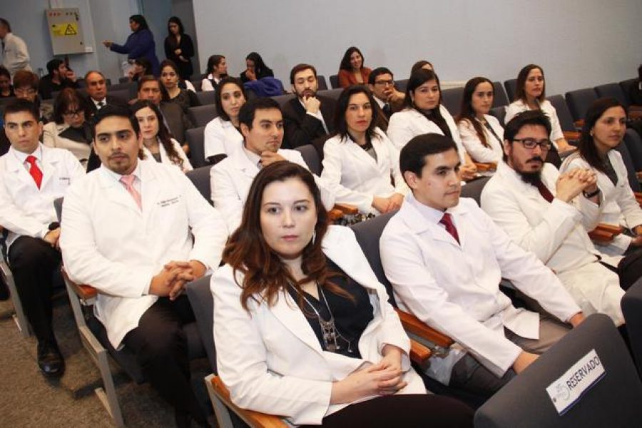 UCM destaca a nivel país en la adjudicación de becas de especialidad médica