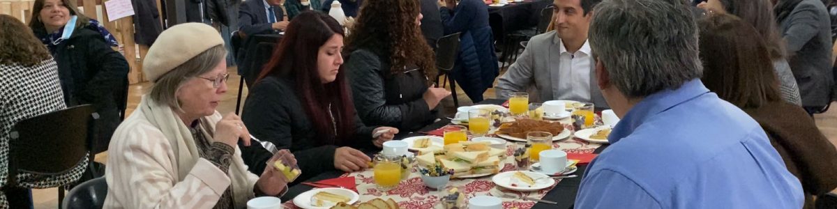 Grupo de 21 profesores maulinos especializan su inglés en Canadá