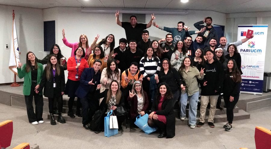 Conmemoración de semana internacional de personas sordas permitió visibilizar la educación intercultural y bilingüe en Chile