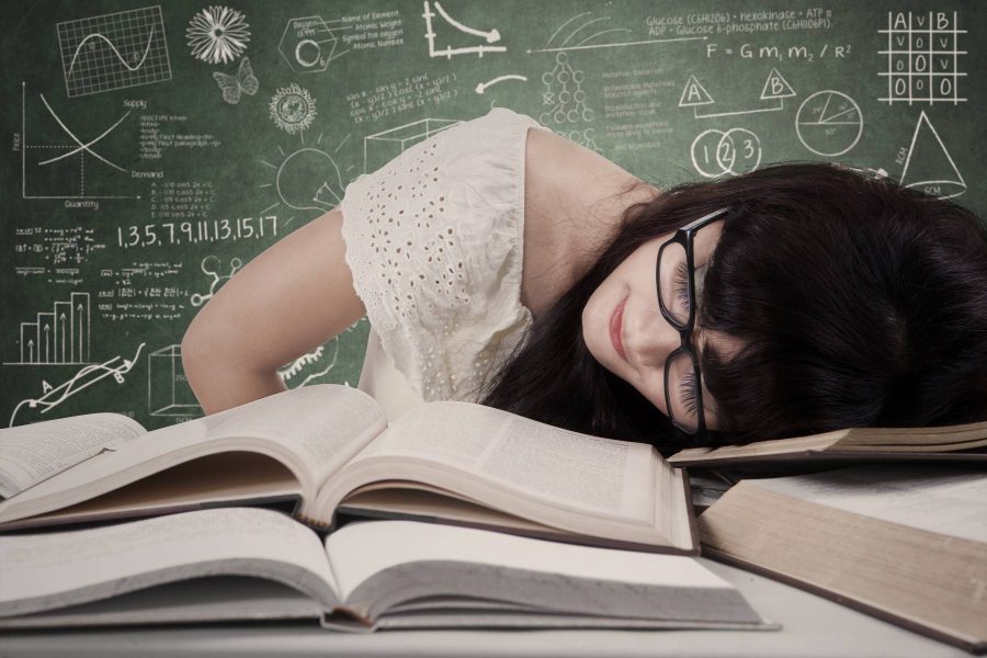 La importancia del sueño y su impacto en el rendimiento académico de estudiantil