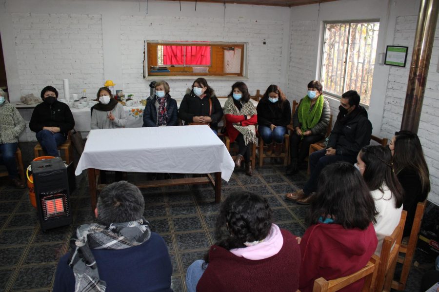 Tejiendo Redes UCM: artesanos de Colbún comienzan a recibir apoyo en salud mental