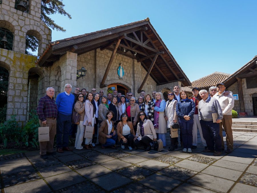 Generación del 75 celebró reencuentro de Oro en la UCM