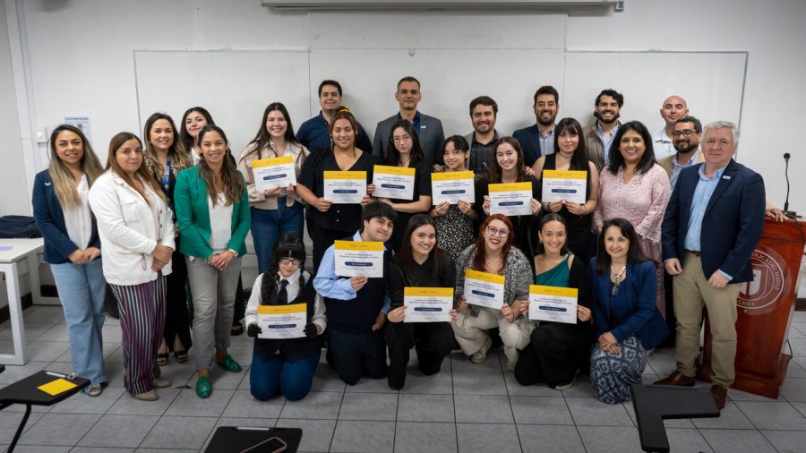 UCM y Fundación Luksic celebran positivos resultados de programa de mentorías en Curicó