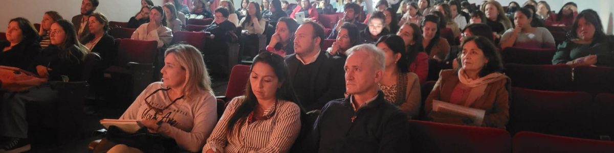 Docentes y directivos escolares se reunieron para buscar estrategias para mejorar el aprendizaje