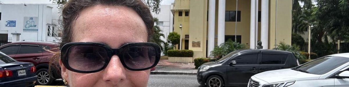 Dra. Diana Abril Milan visitó la Universidad Nacional APEC en República Dominicana