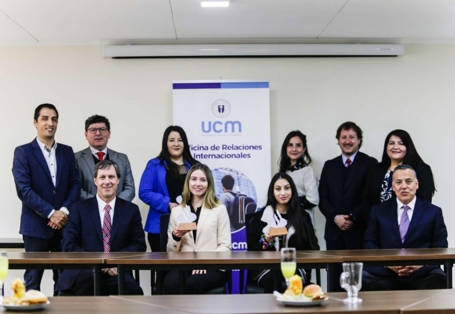 UCM destacó a los ganadores de la Beca Santander
