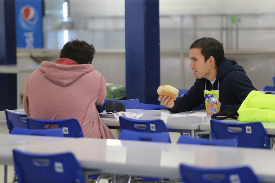 Servicios de alimentación de la UCM cumplen parámetros de salud y cuenta con certificación internacional