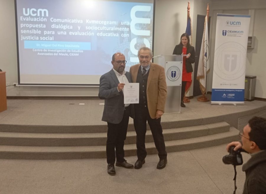 Dr. Miguel Del Pino realizó clase magistral para acceder Profesor Titular UCM