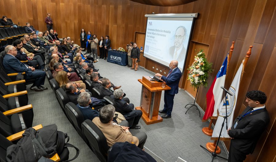 Las Universidades Regionales distinguen a personas e instituciones por su destacada contribución al desarrollo cultural, social y político en los territorios